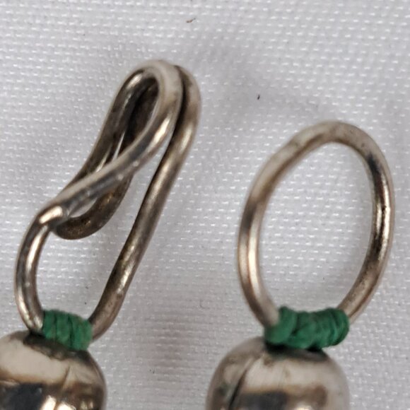 Long Multi Strand Green Glass Seed Bead Necklace w/ Silver Tone Beads - Picture 14 of 16